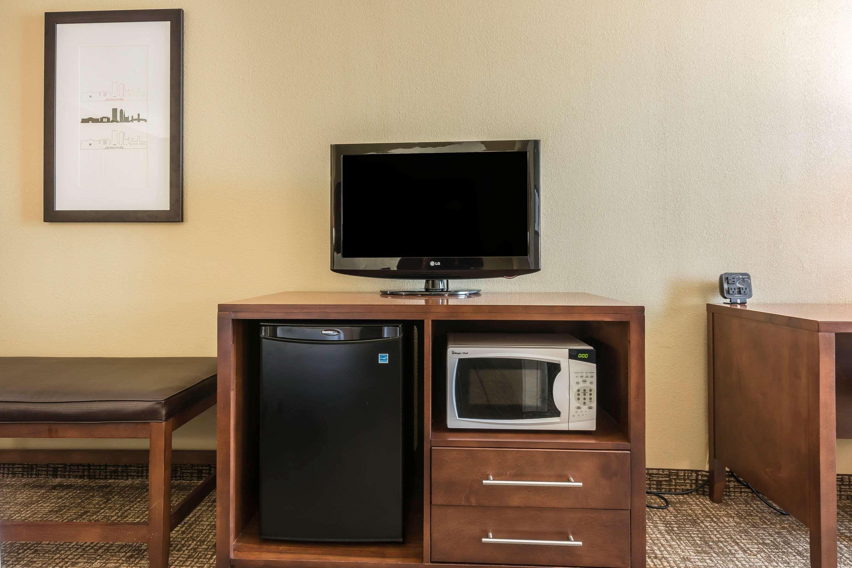 Comfort Suites Baymeadows Near Butler Blvd Τζάκσονβιλ Εξωτερικό φωτογραφία