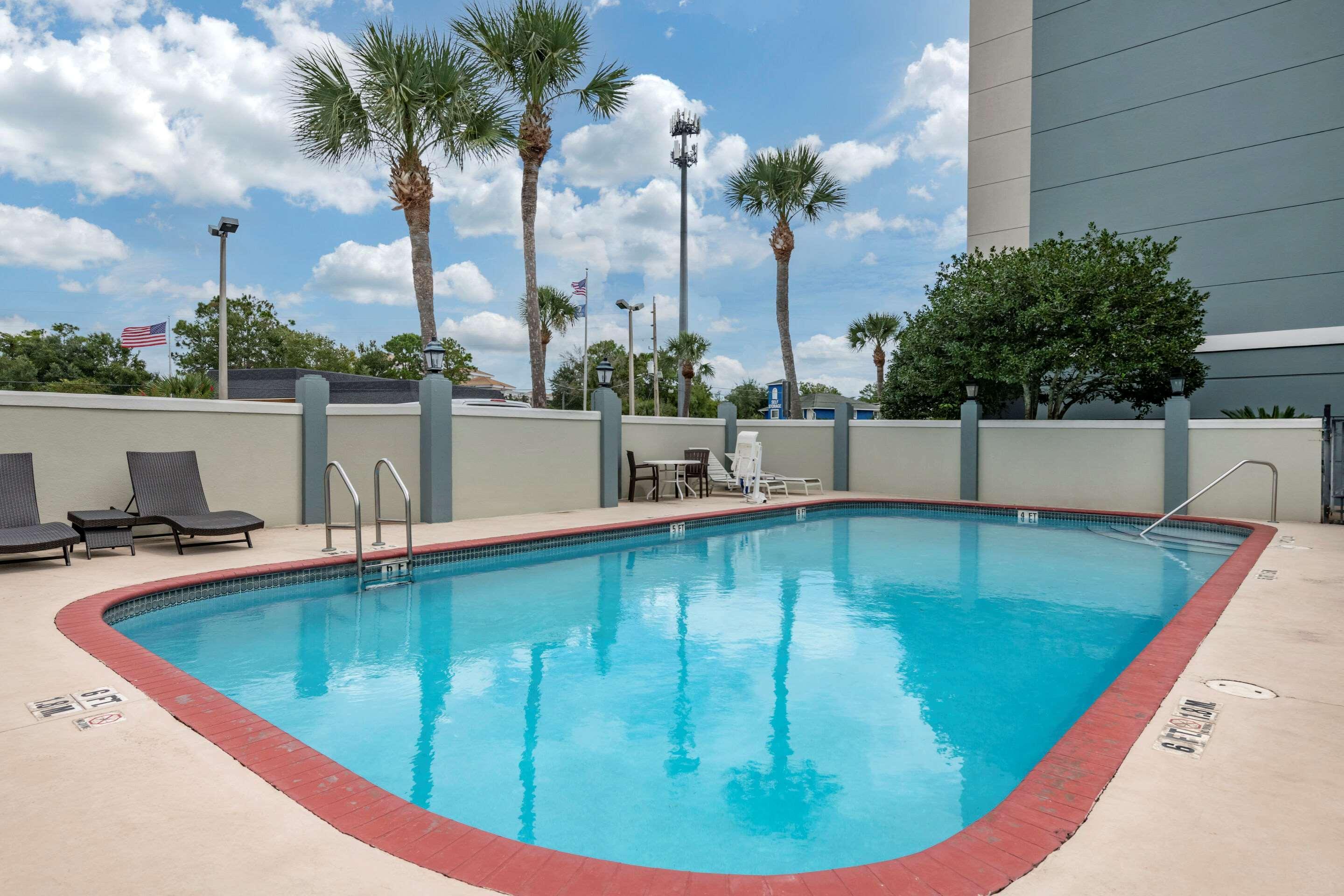 Comfort Suites Baymeadows Near Butler Blvd Τζάκσονβιλ Εξωτερικό φωτογραφία