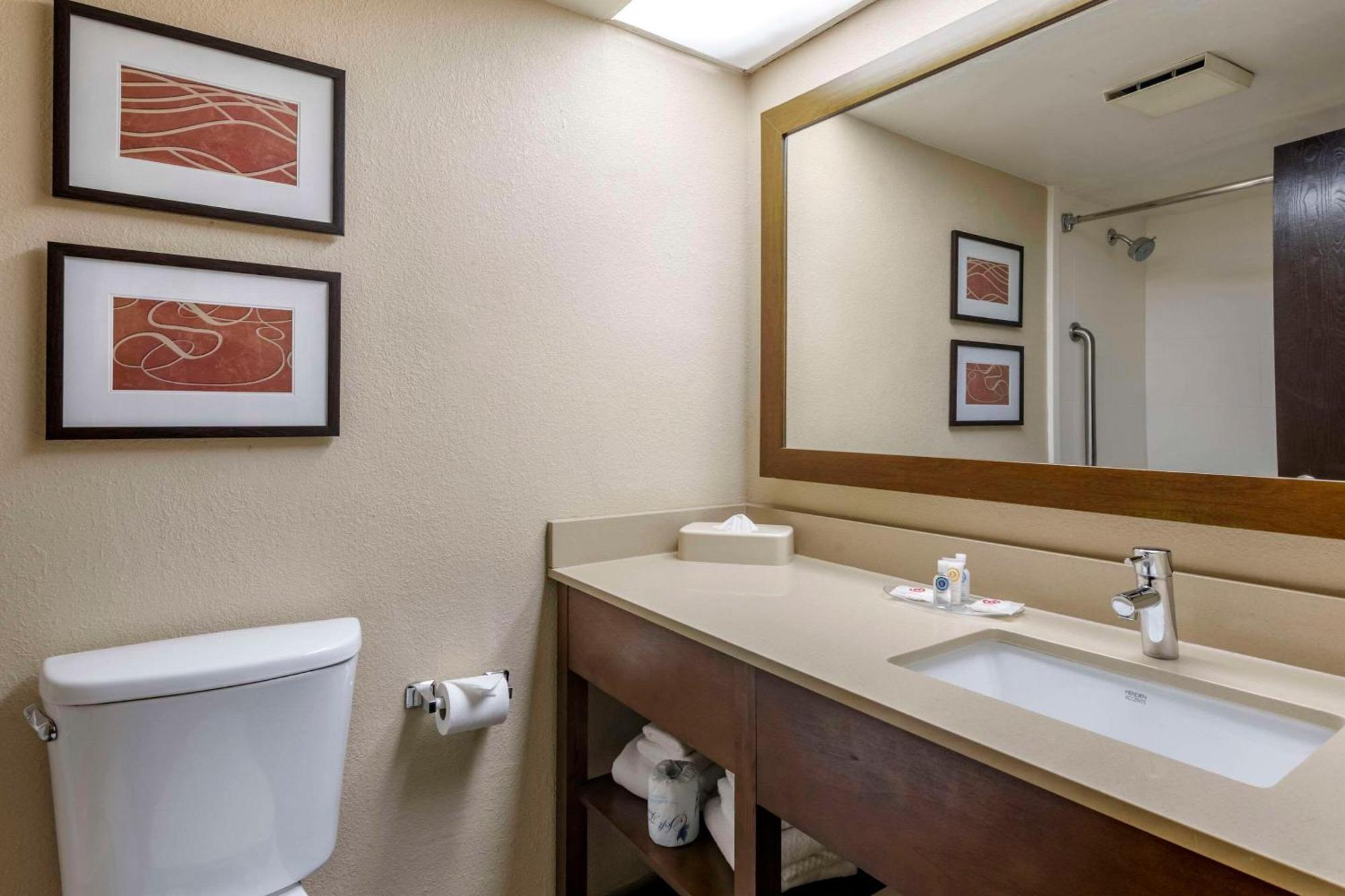 Comfort Suites Baymeadows Near Butler Blvd Τζάκσονβιλ Εξωτερικό φωτογραφία
